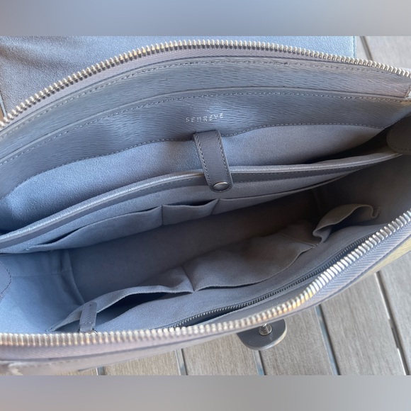 SENREVE maestro convertible backpack! shoulder bag
Lux AF 🩶🩶🩶🩶🩶🩶🩶🩶🔥 - Picture 9 of 15